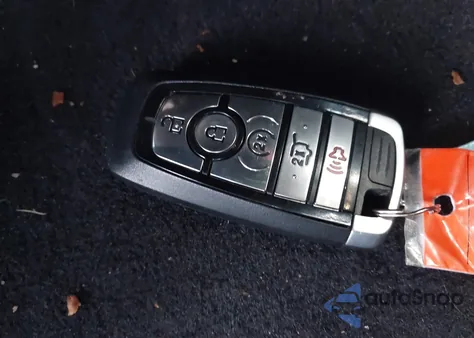 2022 Ford Explorer Xlt из США, поврежденный, VIN 1FMSK8DH1NGA82428